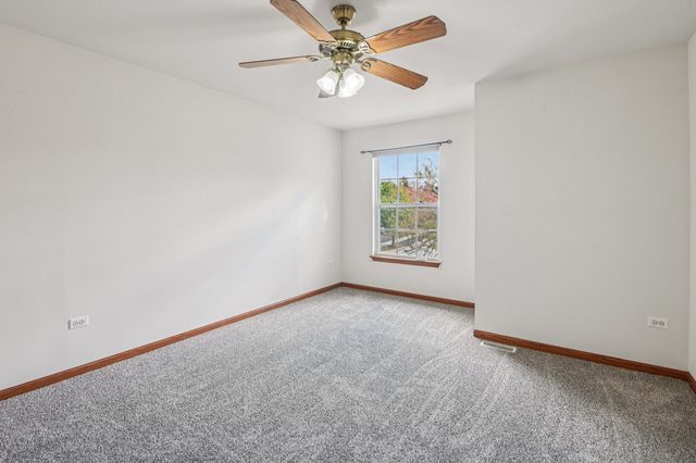 354 Vaughn Circle, Aurora, IL 60502