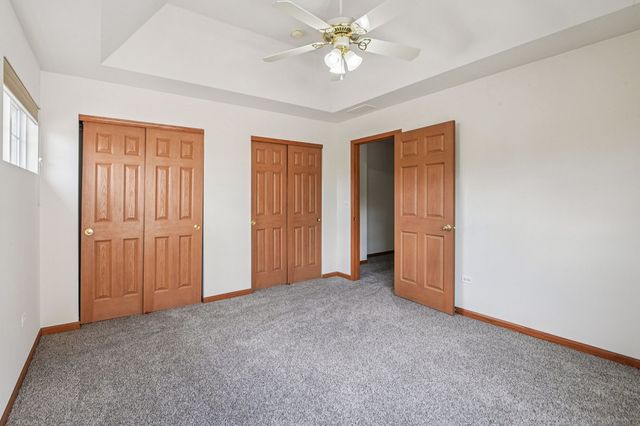 354 Vaughn Circle, Aurora, IL 60502