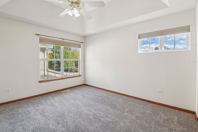 354 Vaughn Circle, Aurora, IL 60502