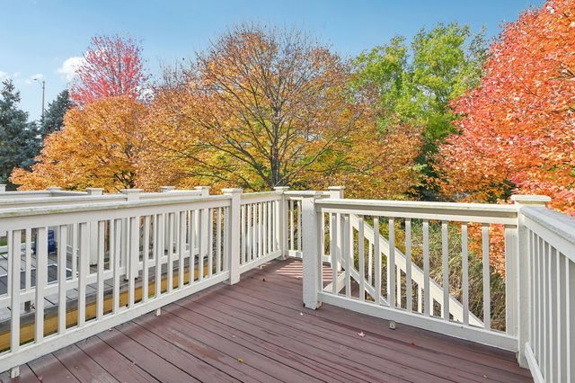 354 Vaughn Circle, Aurora, IL 60502