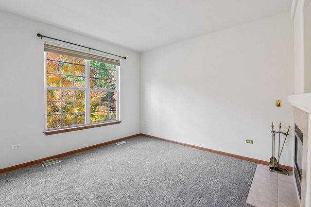 354 Vaughn Circle, Aurora, IL 60502