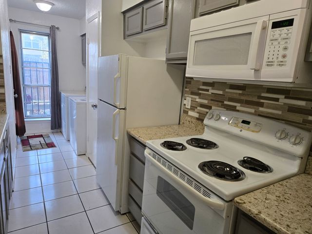 7155 Fair Oaks Avenue 27, Dallas, TX 75231