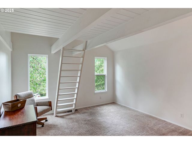 1946 ROBERTA Ave S, Salem, OR 97301