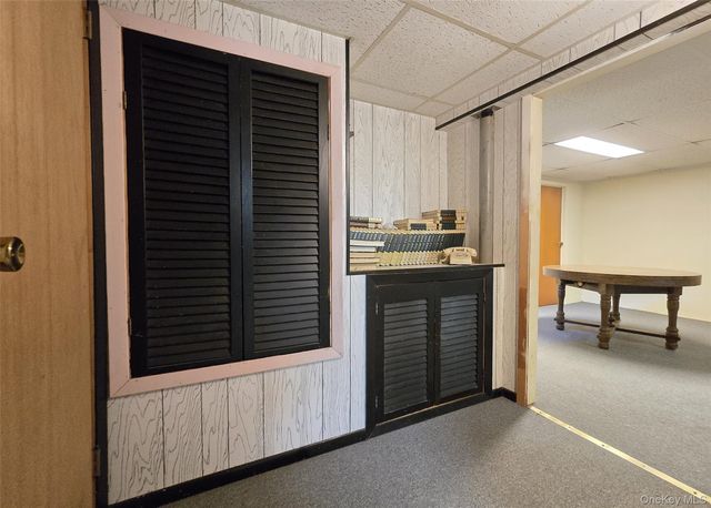 38 Woodbury Road, Farmingville, NY 11738