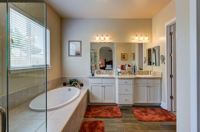3056 Kenosha Avenue, Clovis, CA 93619
