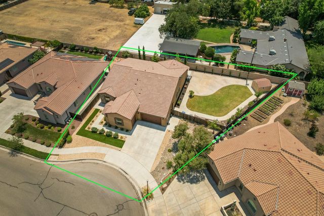 3056 Kenosha Avenue, Clovis, CA 93619