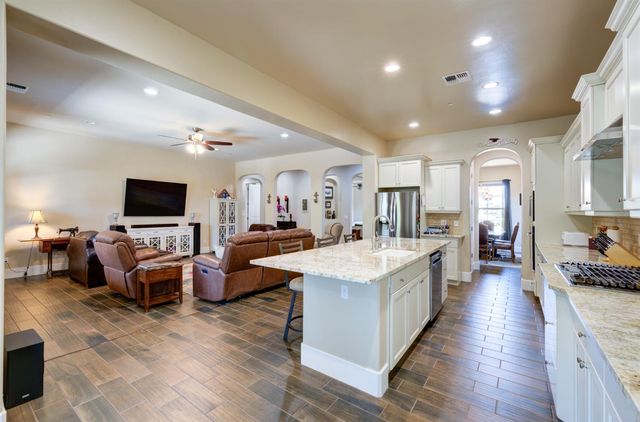 3056 Kenosha Avenue, Clovis, CA 93619