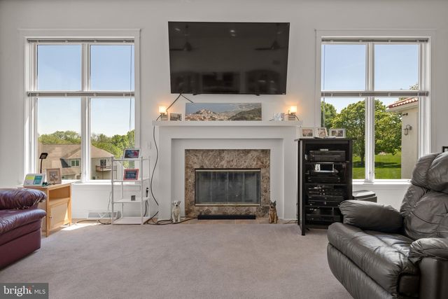 23 DEERFIELD RD, Lancaster, PA 17603