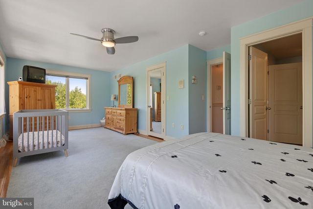 23 DEERFIELD RD, Lancaster, PA 17603