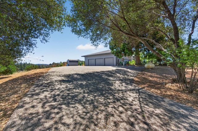2231 Greenhorn Trl, Cool, CA 95614
