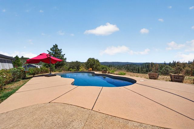2231 Greenhorn Trl, Cool, CA 95614