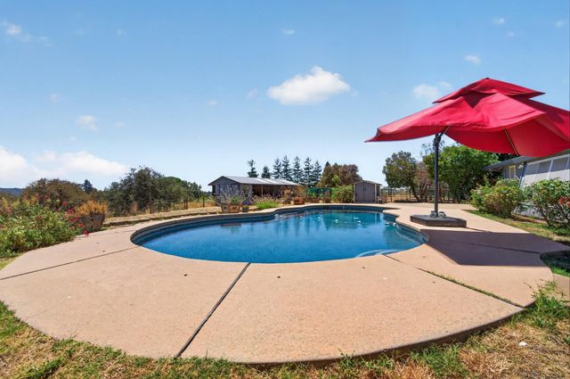 2231 Greenhorn Trl, Cool, CA 95614