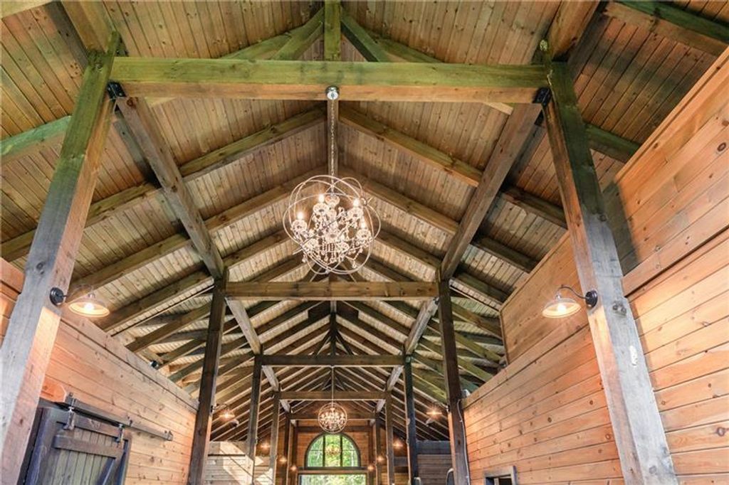 Image 80 of property listing at 14200 Hopewell Road, Milton, GA 30004