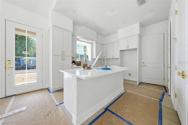 1605 BRYN MAWR STREET, Orlando, FL 32804