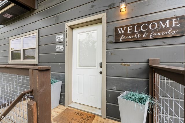 2109 Eagle Feather Drive, Sevierville, TN 37876