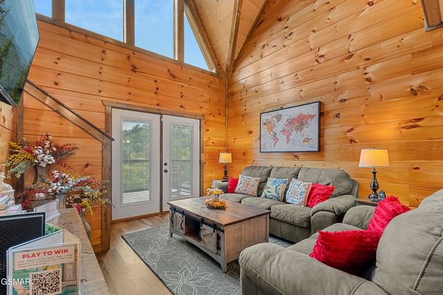 2109 Eagle Feather Drive, Sevierville, TN 37876