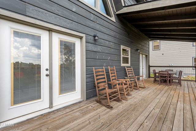 2109 Eagle Feather Drive, Sevierville, TN 37876