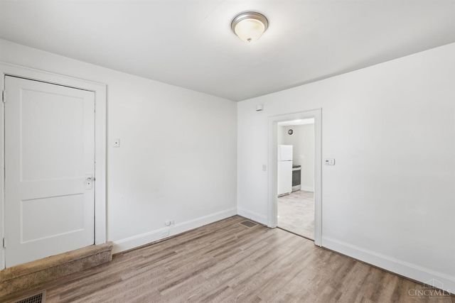 1406 Beech Avenue, Cincinnati, OH 45205