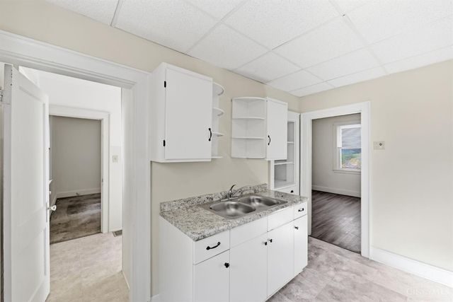 1406 Beech Avenue, Cincinnati, OH 45205