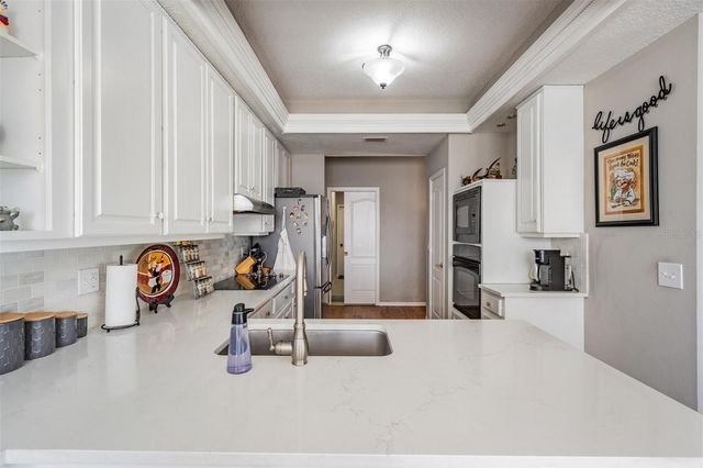 22848 STERLING MANOR LOOP, Lutz, FL 33549