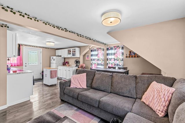601 Labore Road, Little Canada, MN 55117