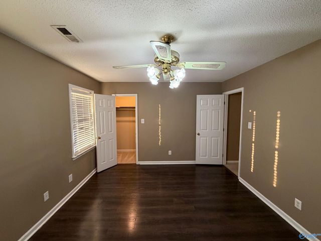 2154 Westbury Court Sw, Decatur, AL 35603