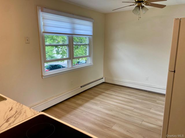 11 April Lane, Hicksville, NY 11801