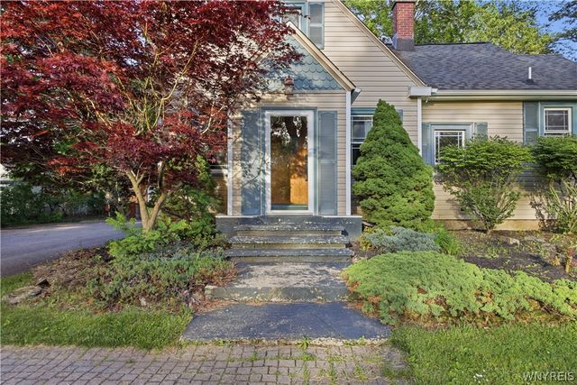 4695 Harris Hill Road, Clarence, NY 14221