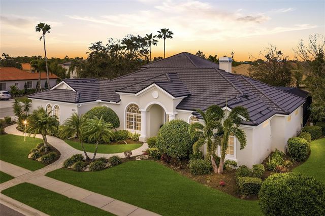 8009 ROYAL BIRKDALE CIRCLE, Lakewood Ranch, FL 34202