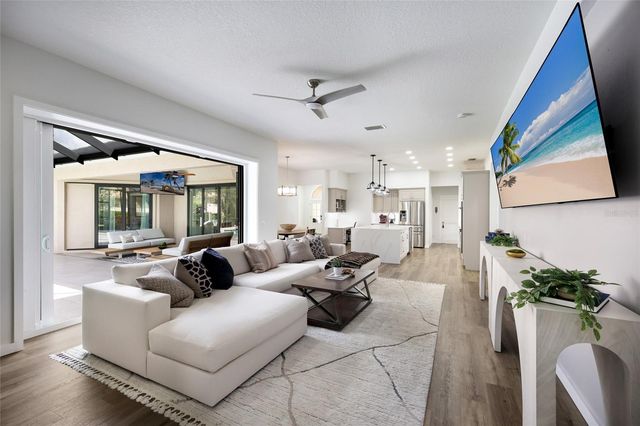 8009 ROYAL BIRKDALE CIRCLE, Lakewood Ranch, FL 34202