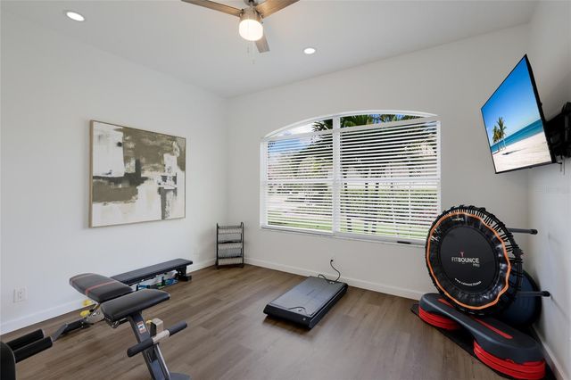 8009 ROYAL BIRKDALE CIRCLE, Lakewood Ranch, FL 34202