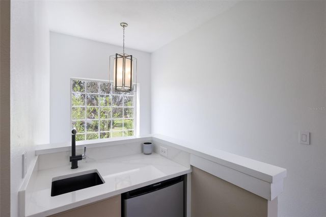 8009 ROYAL BIRKDALE CIRCLE, Lakewood Ranch, FL 34202