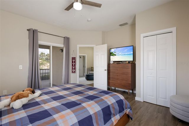 8009 ROYAL BIRKDALE CIRCLE, Lakewood Ranch, FL 34202