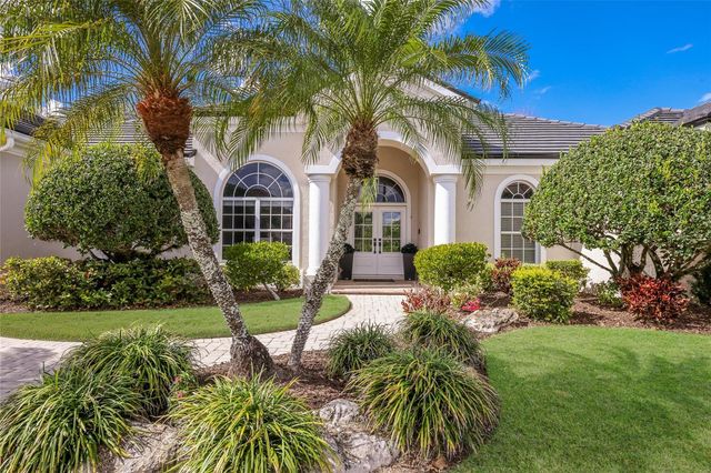 8009 ROYAL BIRKDALE CIRCLE, Lakewood Ranch, FL 34202