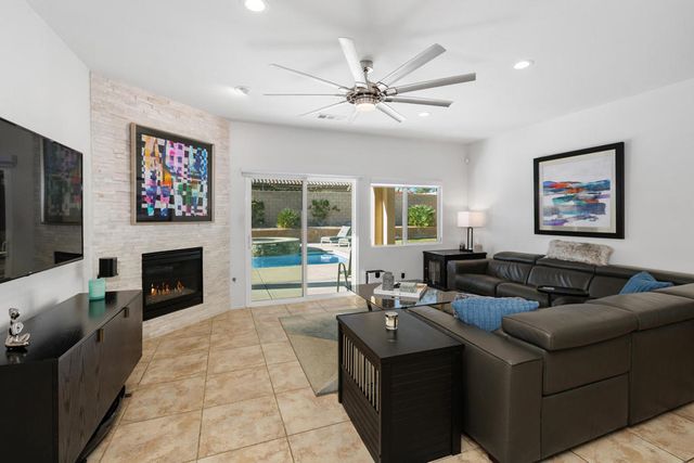 73824 Da Vinci Court, Palm Desert, CA 92211