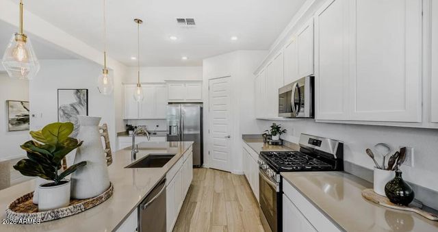 3327 E AGLIO Avenue, San Tan Valley, AZ 85143