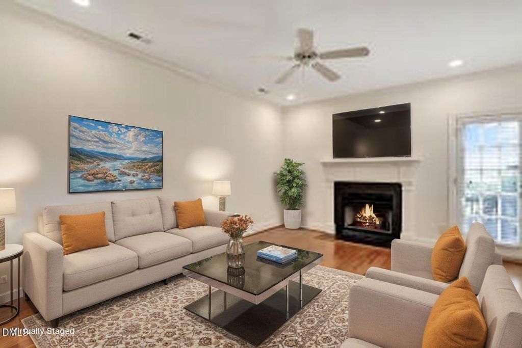 814 Cotton Exchange Court, Raleigh, NC 27608