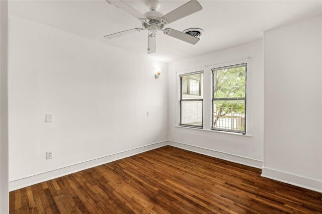 2202 W Main Street, Houston, TX 77098