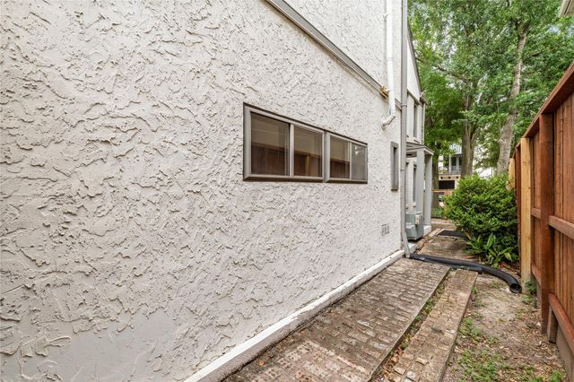 2202 W Main Street, Houston, TX 77098