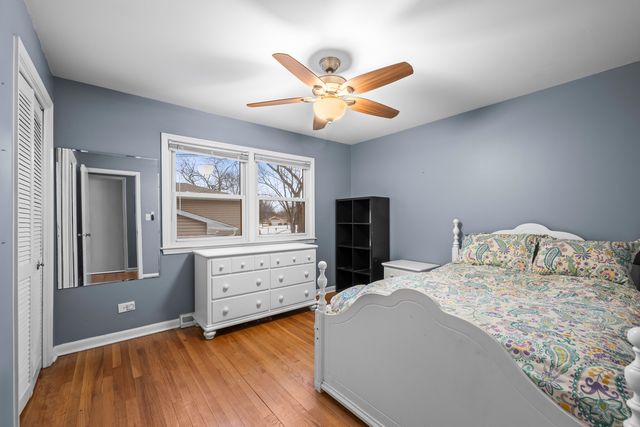 1414 N Indigo Drive, Mount Prospect, IL 60056