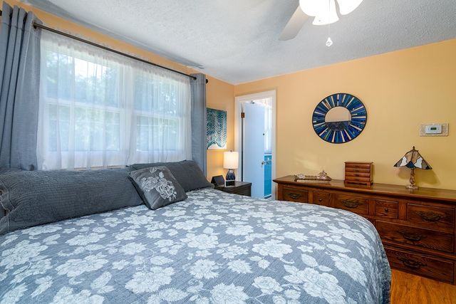 26 High Street, North Kingstown, RI 02852