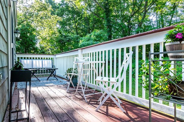 26 High Street, North Kingstown, RI 02852