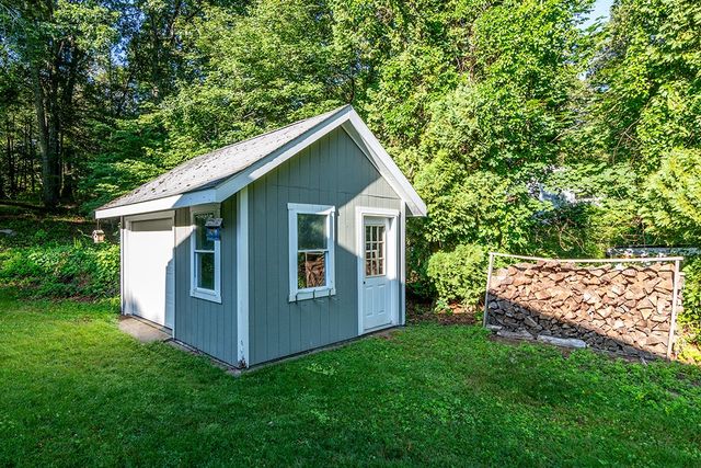 26 High Street, North Kingstown, RI 02852