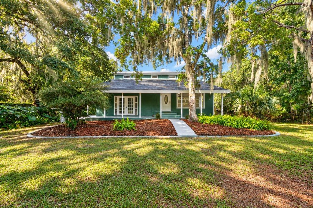 Image 39 of property listing at 1800 JAMES STREET, New Smyrna Beach, FL 32168