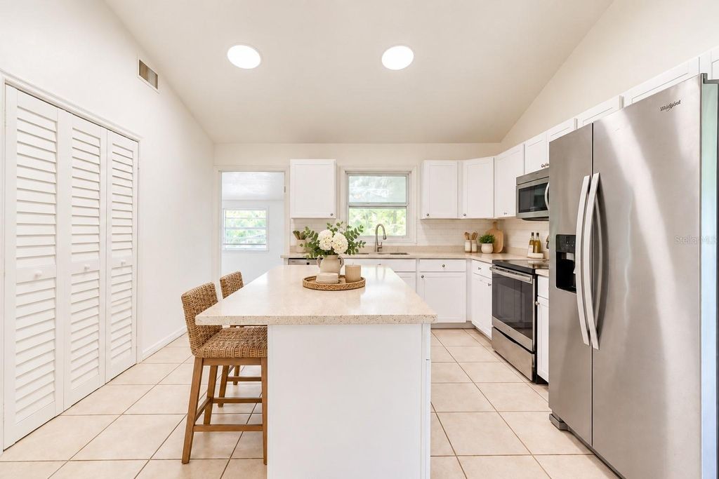 Image 9 of property listing at 1800 JAMES STREET, New Smyrna Beach, FL 32168