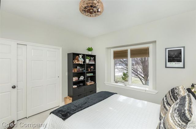 7526 Summer Breeze Trail, Howell, MI 48843