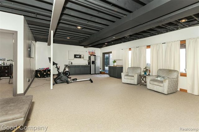 7526 Summer Breeze Trail, Howell, MI 48843