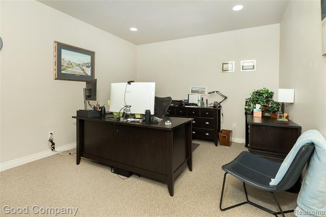 7526 Summer Breeze Trail, Howell, MI 48843