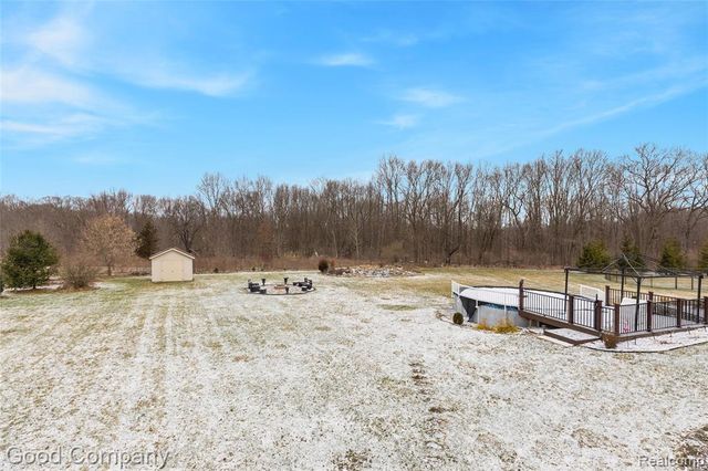 7526 Summer Breeze Trail, Howell, MI 48843