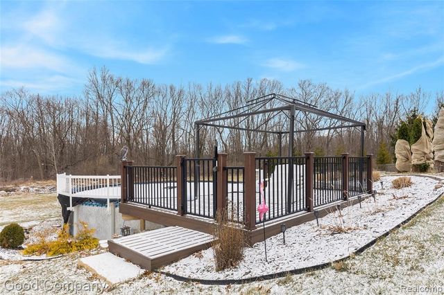 7526 Summer Breeze Trail, Howell, MI 48843